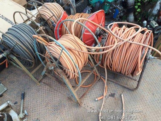 ขาย สายยาง สายลม สายฉีดพ่นยา พร้อมโรลม้วนสาย เก่าญี่ปุ่น จำนวนมาก ราคา 4,800 - 6,000 บาท