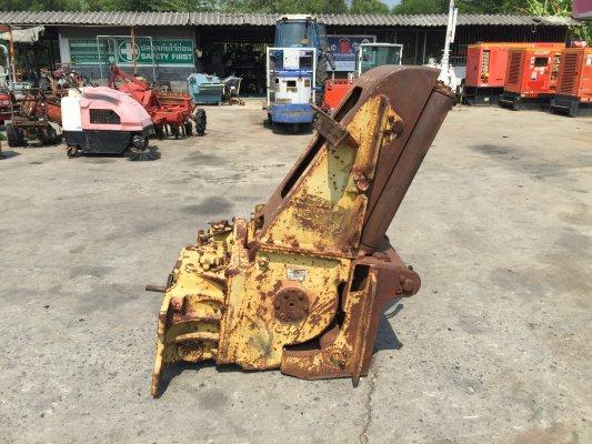 ขายวินซ์สลิง ยี่ห้อ Komatsu ติดหลังรถดันดิน