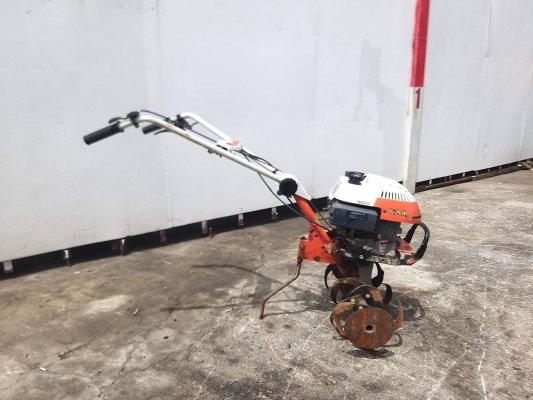 พรวนดิน เร็วกว่าจอบ 1,000เท่า   รถไถ พรวนดิน Kubota   รุ่นใหม่ คัดมา สภาพสวยเดิม ใช้งานมาน้อย     มือ2 ญี่ปุ่น เช็คพร้อมใช้งาน