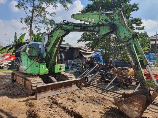 รถขุด MITSUBISHI MX55 มือ2 ใช้งานได้ กระบอกรั่ว 1จุด เครื่องช่วงล่างดีมาก มีไลน์หัวแย็ก แทร็คยางเปลี่ยนมาใหม่ 1คู่ ราคา 165,000บาท โทร : 094-7899445