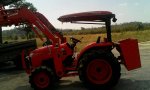 ขายรถไถ kubota รุ่น L3608SP สภาพดี ขายพร้อม บุ้งกี๋ พร้อมใช้ในงานเกษตรและก่อสร้าง พร้อมใช้งาน!!! 