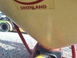 เครื่องหว่านปุ๋ยติดท้ายรถไถ ยี่ห้อ Greenland ขนาด 500ลิตร พร้อมยอย ของแท้ เดิมจากต่างประเทศ สภาพสวย อุปกรณ์ครบ  ดูสินค้าได้ที่ จ.อยุธยา  ราคา  15,000บ