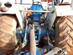 รถแทรกเตอร์ NEW HOLLAND