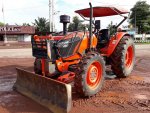 รถแทรกเตอร์ KUBOTA M7040D +อุปกรณ์ใบมีดหน้า+ผาน(สามารถเลือกอุปกรณ์ต่อพวงได้)
