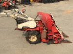 รถเกี่ยวข้าว มัดคอรวงแบบเดินตาม ยี่ห้อ YANMAR รุ่น LB300