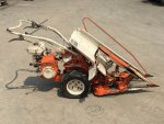 รถเกี่ยวข้าว มัดคอรวงแบบเดินตาม ยี่ห้อ KUBOTA รุ่น ZE305