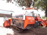 รถเกี่ยวข้าว KUBOTA DC-60