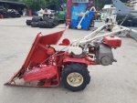 รถเกี่ยวข้าว มัดคอรวงแบบเดินตาม ยี่ห้อ YANMAR รุ่น LB300. 