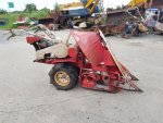 รถเกี่ยวข้าว มัดคอรวงแบบเดินตาม ยี่ห้อ YANMAR รุ่น LB300