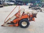 รถเกี่ยวข้าว มัดคอรวงแบบเดินตาม ยี่ห้อ KUBOTA รุ่น ZE305