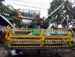 ต้องการขายรถเกี่ยวข้าวบางไทรมือสอง