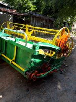 ต้องการขายรถเกี่ยวข้าวบางไทรมือสอง
