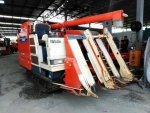 รถเกี่ยวข้าวนั่งขับ KUBOTA ขนาด 31 แรงม้าดีเซล 4 สูบ รหัสสินค้า 50110052 โทร 081-8283376  www.nihonmono.com