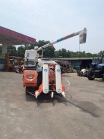 68,000บาท เท่านั้น #รถเกี่ยวข้าวkubota มือ2ญี่ปุ่น +++ เครื่องดีเซล 2สูบ 10.5hp. แรงดี เครื่องดี +++ เกี่ยว2แถว ตู้นวด+อุ้ม ท่อลำเลียง +++ รุ่นใหม่ SR