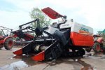 รถเกี่ยวนวดข้าว? DC70H