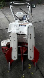 ขายรถเกี่ยวข้าวแบบวางราย yanmar gb500 นำเข้าจากญี่ปุ่น