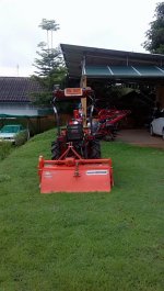 ขายรถไถ คูโบต้า รุ่น B2420 พร้อมอุปกรณ์ 4 ชิ้น
