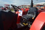สยามอินเตอร์ เปิดประมูลรถแทรกเตอร์ยี่ห้อ YANMAR รุ่น EF494T 17 ตุลานี้