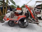  รถปลูกข้าวดำนาแบบนั่งขับ ยี่ห้อ : KUBOTA รุ่น : SPA4 รหัสสินค้า : 80802589 คุณปัญญา Tel.086-8150487
