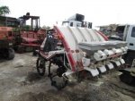 รถปลูกข้าวดำนาแบบนั่งขับ  ยี่ห้อ : YANMAR รุ่น : RR50 รหัสสินค้า : 14002105คุณศิริวรรณ Tel.087-677-3704