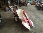  รถเกี่ยวข้าวเดินตาม ยี่ห้อ : YANMAR รุ่น : YB302 รหัสสินค้า : 80802328 คุณปัญญา Tel.086-8150487