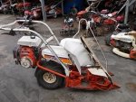 NEW!!รถเกี่ยวข้าวเดินตาม KUBOTA RB25 รหัสสินค้า : 80803191Line ID: nihonmono