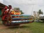 ขายรถเกี่ยวนวดข้าวศักดิ์พััฒนา รุ่น KM 51 