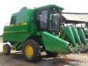 รถเกี่ยวข้าวโพด johndeere
