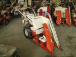  รถเกี่ยวข้าวเดินตาม ยี่ห้อ : KUBOTA รุ่น : HF32 รหัสสินค้า : 80802333