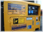 เครื่องกำเนิดไฟฟ้า เครื่องปั่นไฟ ดีเซล ขนาด 5.5 KW แบบมีตู้เก็บเสียง