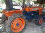 ขายรถไถ  KUBOTA  L 2000  พร้อมเครื่องตัดหญ่า  ราคาถูกสภาพสวยพร้อมใช้