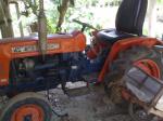 ขายรถไถ  KUBOTA  L 2000  พร้อมเครื่องตัดหญ่า  ราคาถูกสภาพสวยพร้อมใช้