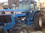 ขายรถไถ Ford 8210 เป็นรถนำเข้ายังไม่ผ่านงาน ราคาไม่แพง