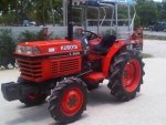 ขายรถไถ Kubota L 2605 (4WD) พร้อมผาน5
