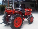 ขายรถไถ Kubota L 2605 (4WD) พร้อมผาน5