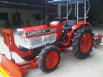 ขายรถไถ Kubota L 2002 DT-M พร้อมมีดดันหน้าและผาน3