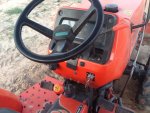 ขายด่วนรถไถนาคูโบต้า L 2808 4 WD พร้อมอุปกรณ์ มีล้อเหล็ก ผานดันหน้า ผานหลัง 5 รถสวยเครื่องแน่นไม่มีเยิ้ม สภาพรถพร้อมใช้งานได้เลยครับ มีภาพวีดีโอให้รับ
