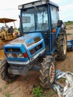 ต้องการ รถไถ ราคาสวยๆ แรงดีๆ ไว้ใช้งาน เชิญทางนี้ครับ เรามี ISEKI LANDLEDER: 4 WD พร้อมโรตารี่พรวนดิน ตู้แอร์ ครับ