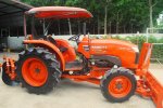 ขายรถไถ Kubota L 4708 (4WD) พร้อมดันหน้าและผาน5 ตราช้าง