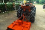 ขายรถไถ Kubota L1- 28 (4WD) พร้อมอุปกรณ์หลัง 1ชิ้น สีเดิมๆพร้อมใช้งาน