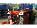 ขายรถไถKUBOTA 2002 4?4โฟร์ 3สูบ อุปกรณ์ครบ โรตารี่ ดันหน้า ผานหลัง จอบหมุน  เครื่่องดี สภาพพร้อมใช้งาน  สนใจโทร 090-8588220คุณนะ หรือ www.truck.in.th/
