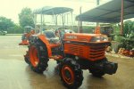 ขายรถไถ Kubota L 2605 (4WD) พร้อมผานหลัง เครื่องดีพร้อมใช้งานครับ