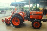 ขายรถไถ Kubota L 2605 (4WD) พร้อมผานหลัง เครื่องดีพร้อมใช้งานครับ