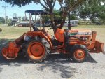 ขายรถไถKUBOTA L2002DT-M 3สูบ 4?4โฟร์ อุปกรณ์ โรตารี่ จอบหมุน ผานหลัง ใบดันหน้า เครื่องดี สภาพพร้อมใช้งาน สนใจโทร 090-8588220คุณนะ ID:narong498 หรือ ww