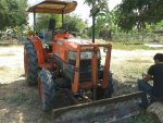 ขายรถไถแทรคเตอร์ kubota l3408 อุปกรณ์ ใบมีดดัน ผาน6 ผาน3 ผานยกร่อง สภาพพร้อมใช้งานเอกสารพร้อมโอน เครื่องดี ระบบ 4?4ใช้งานปกติ