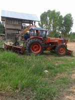 ขายรถไถKUBOTA 95แรง อุปกรณ์ดันหน้า-ผานหลัง ขับเคลื่อน4ล้อ 4x4 เครื่องดี ช่วงล่างดี ทำงานขยัน แรงดี สภาพพร้อมใช้งาน เล่มทะเบียนพร้อมโอน สนใจโทร 090-858