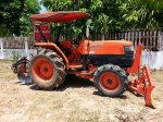 ขายรถไถ KUBOTA L4508 ทำงาน1,710ชม. อุปกรณ์ดันหน้า-ผานหลัง สภาพสวยพร้อมใช้งาน สนใจโทร 090-8588220คุณนะ 093-3258446คุณบิว ID:narong498 หรือเข้าดูสินค้าอ
