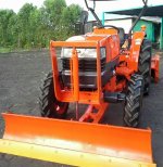 ขายรถไถ KUBOTA L4508 สภาพสวยพร้อมใช้งาน อุปกรณ์ครบชุด ดันหน้า+ผานหลัง+โรตารี่ สนใจโทร 090-8588220คุณนะ 093-3258446คุณบิว ID:narong498 หรือเข้าดูสินค้า