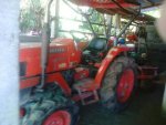 ขายรถไถ KUBOTA L3408 อุปกรณ์ดันหน้า ผานหลัง สภาพสวยพร้อมใช้งาน สนใจโทร 090-8588220คุณนะ 093-3258446คุณบิว หรือเข้าดูสินค้าอื่นๆได้ที่ www.truck.in.th/