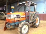 ขายรถไถ KUBOTA GL27  27แรง 2เพลา มีตู้ เอาไปติดแอร์ได้เลย ราคา 150,000 รถอยู่ อ.แกลง จ.ระยอง มีขนส่งบริการทั่วไทย สนใจสอบถาม 0818618678  id line=08186